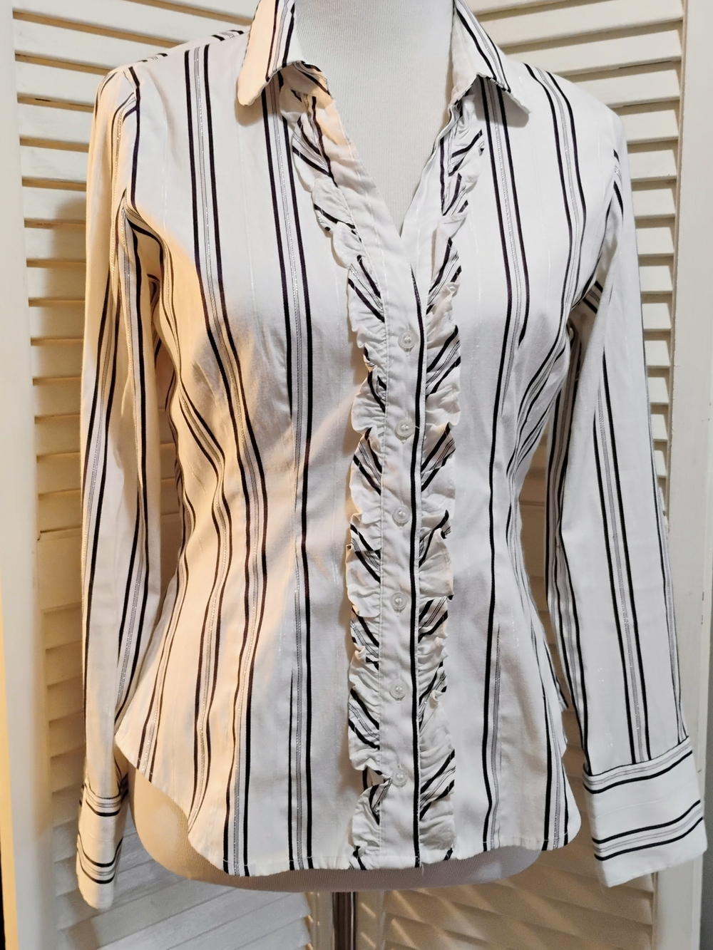 Tailored White Button-Up Blouse with Vertical Stripes
